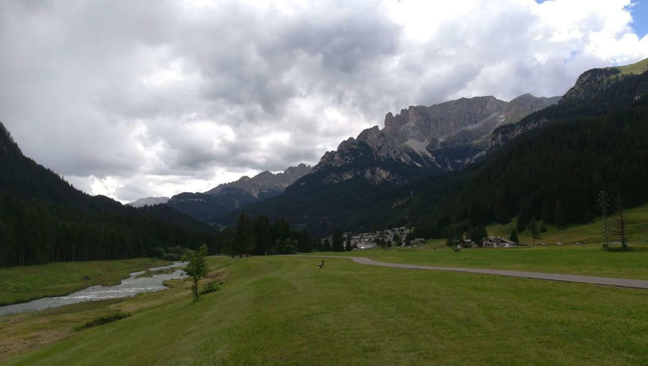 Casamau Studio Campitello di Fassa Exterior foto
